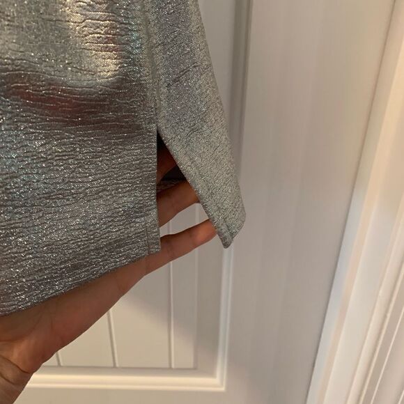 Calvin Klein Metallic Silver Tank Style Top Size Medium - Picture 3 of 4